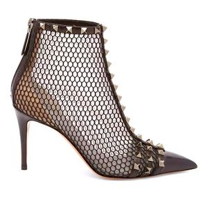 BWT Valentino Rockstud Cap Top Mesh Booties size 7 Black